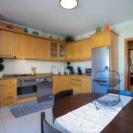 Apartment Beach & Barbecue By Rent4all *